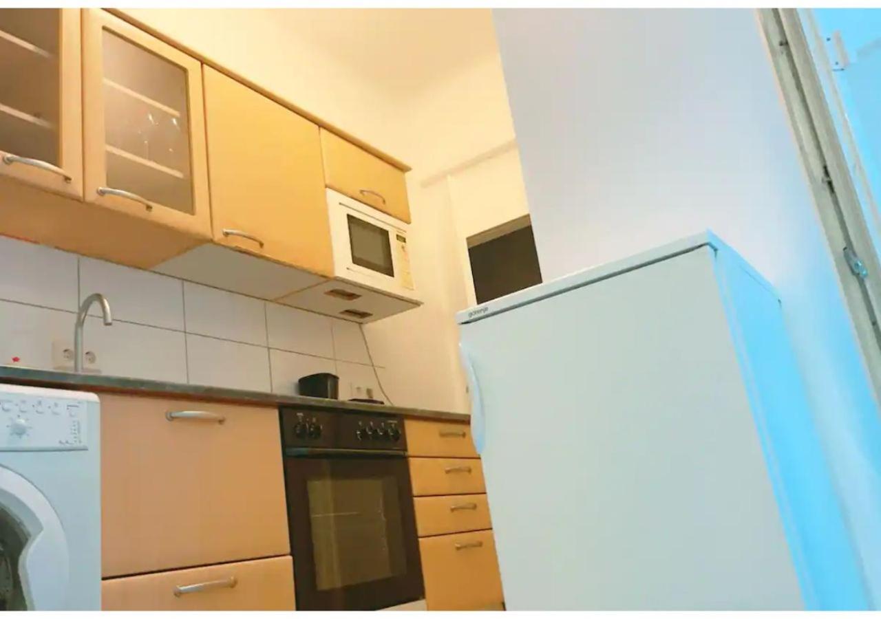 Sweet 1Br Apt. Simmering - Ideal For Longstays Wien Eksteriør billede